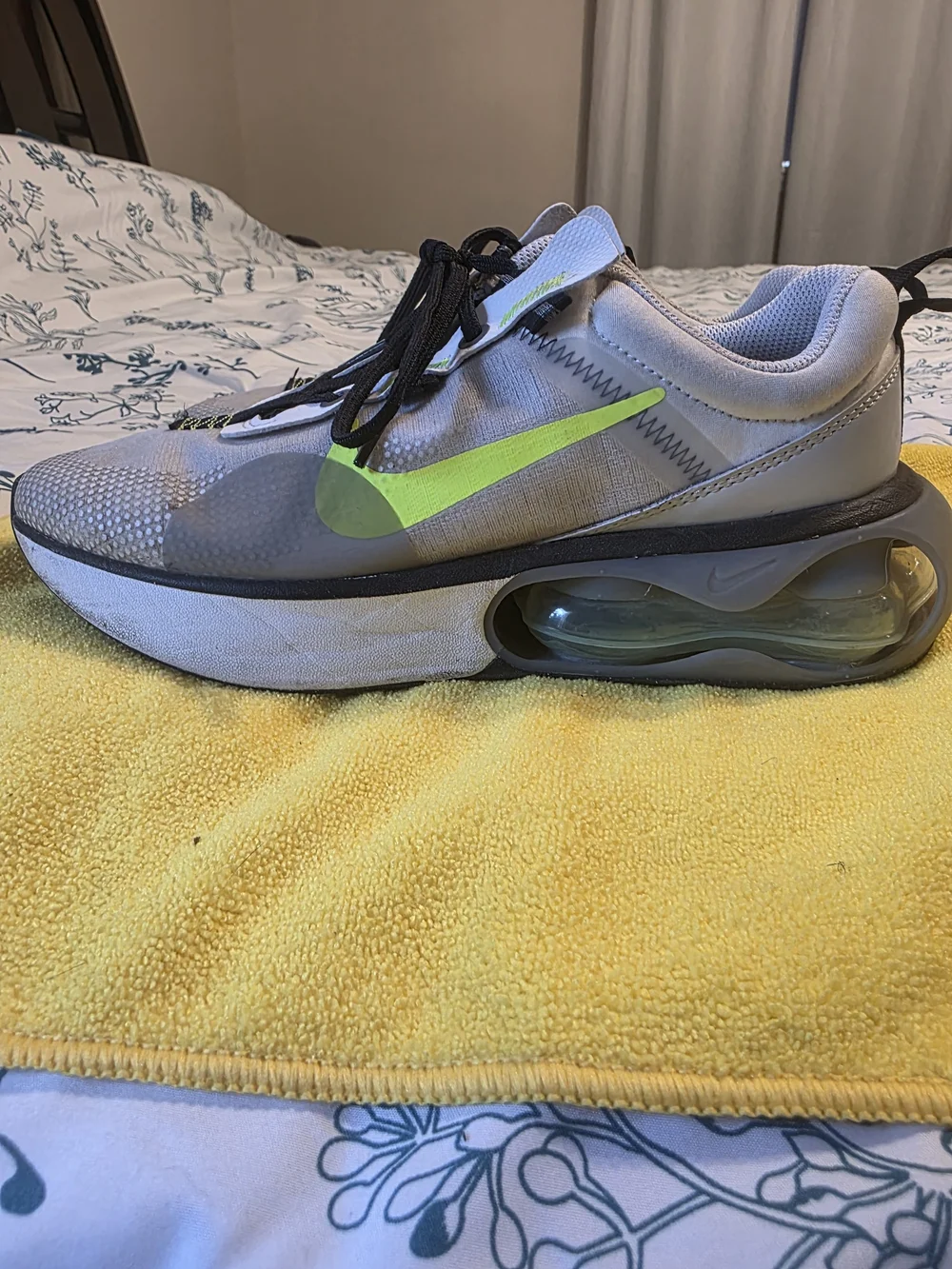 Size 5.5 Youth - Nike Air Max 2021 Summit White Volt